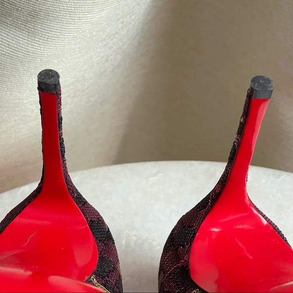 Authentic Christian Louboutin multicoloured leopard sequin Fifi pump (size 40) - Picture 11 of 11